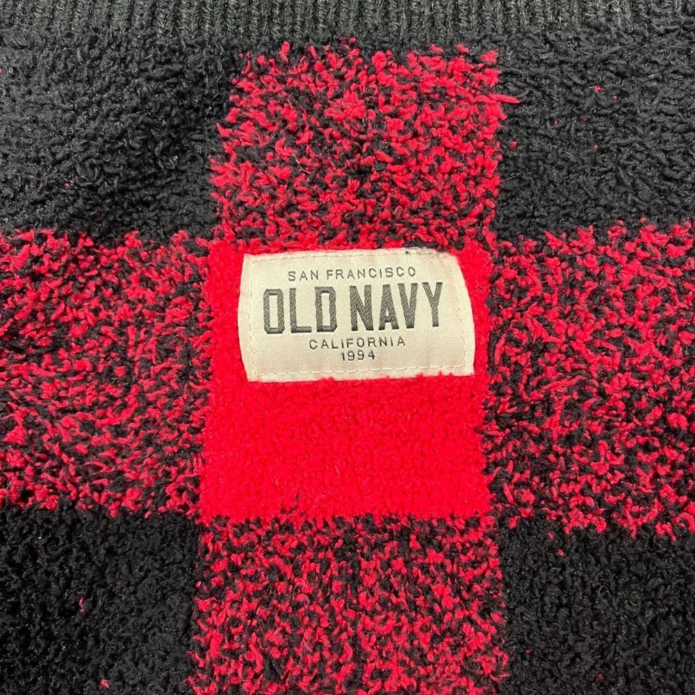 Old Navy Pet Sweater Large Red Black Buffalo Plaid Popcorn Knit Leash Hole‎